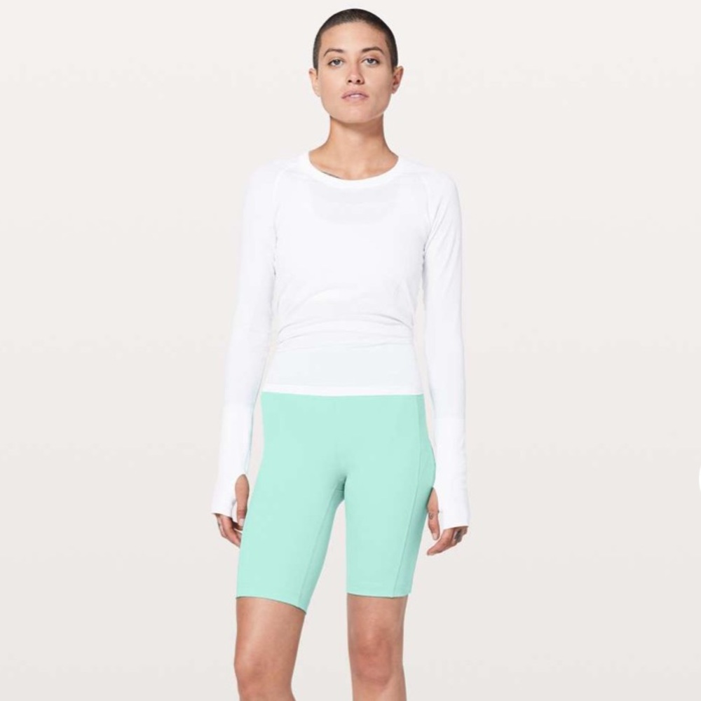 Lululemon On Pace Shorts - Picture 10 of 12